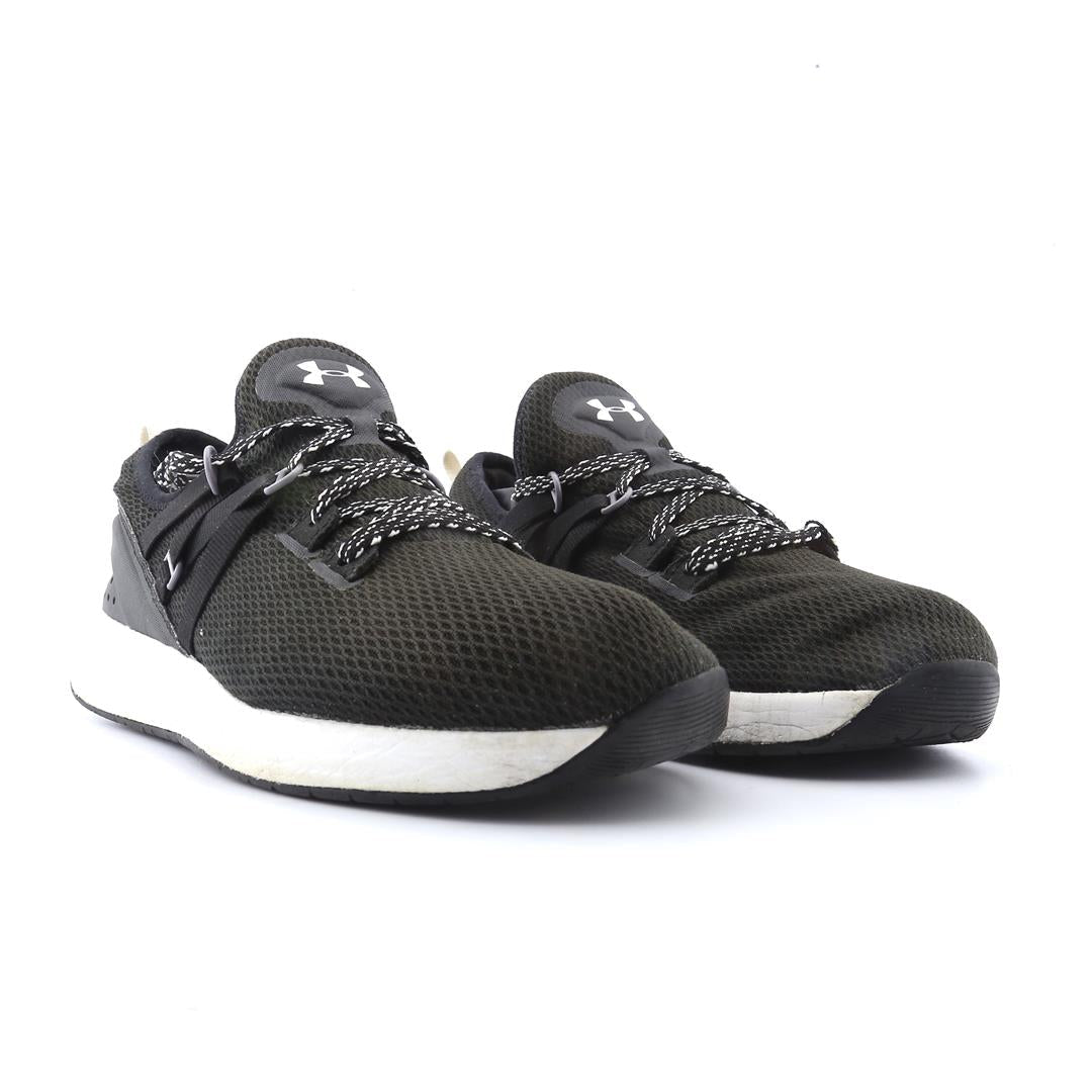 UNDER ARMOUR BREATHE TRAINER