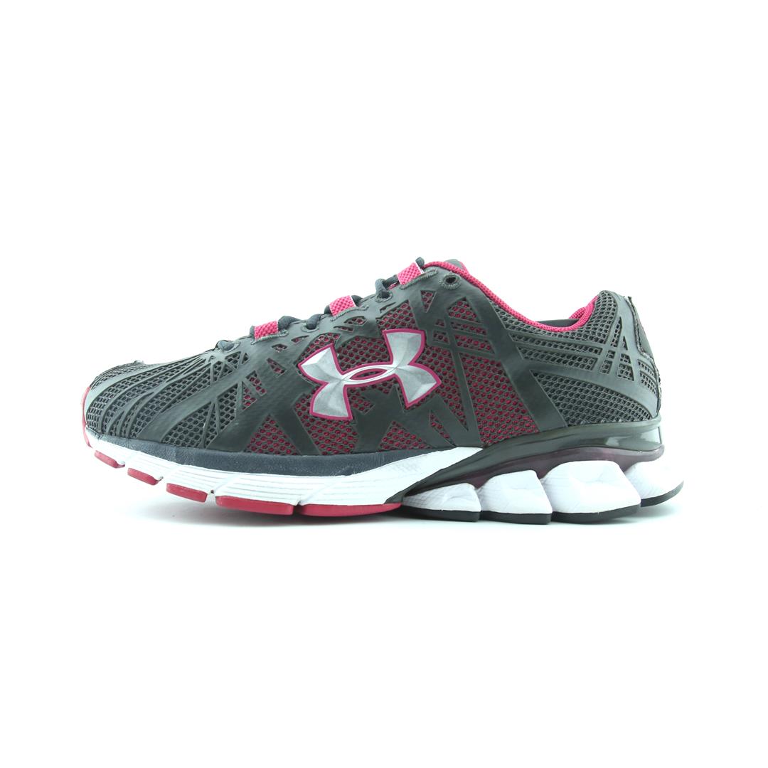 UNDER ARMOUR SOFT CUSHION
