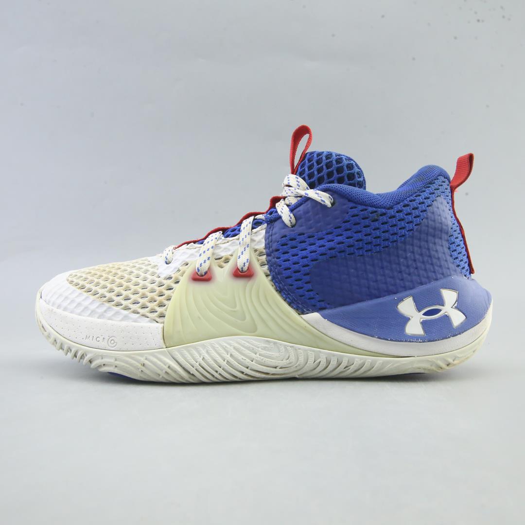 UNDER ARMOUR EMBIID 1