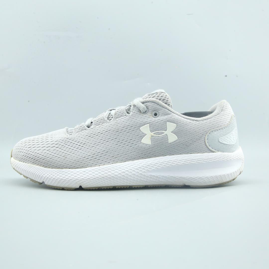 UNDER ARMOUR  CHARGED PURSUIT 2