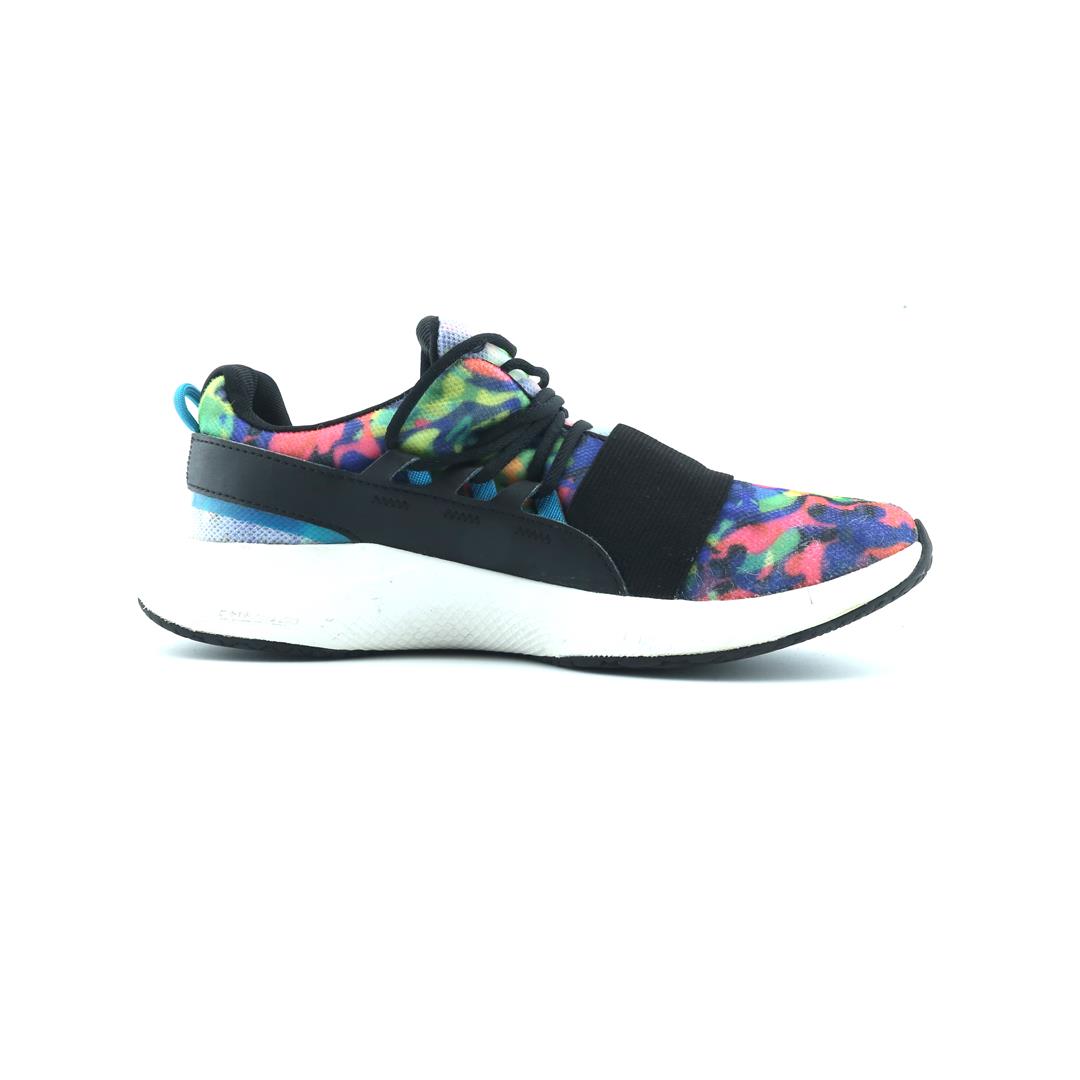 UNDER ARMOUR CHARGED BREATHE