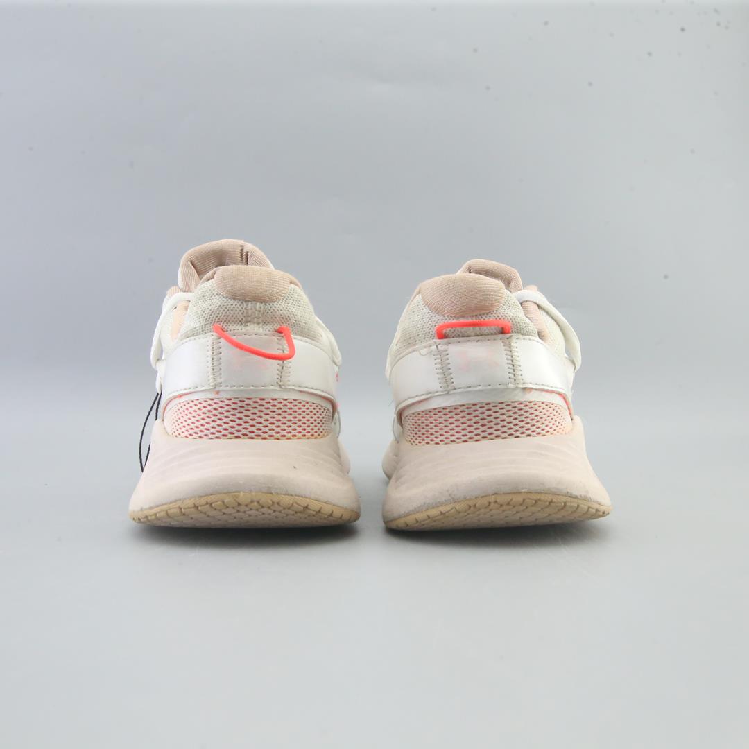 UNDER ARMOUR CHARGED BREATHE