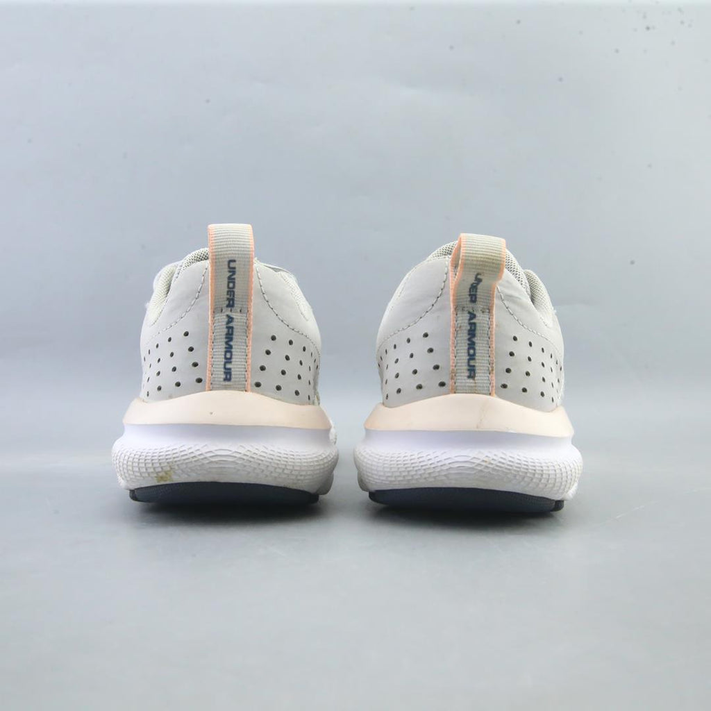 UNDER ARMOUR CHARGED ASSERT 8