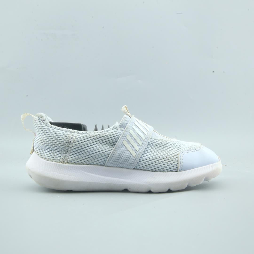 UNDER ARMOUR SURGE 3