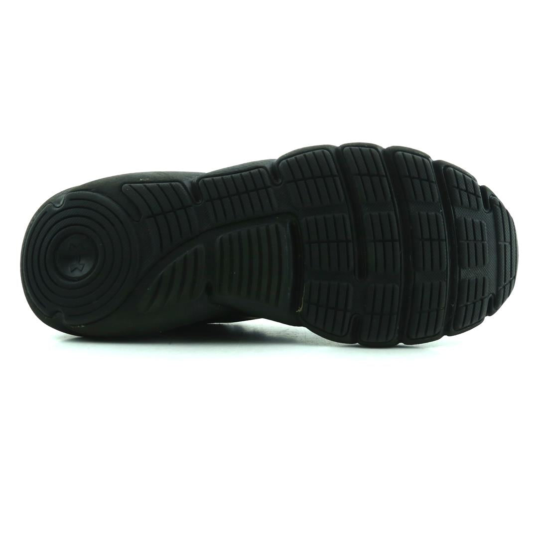 UNDER ARMOUR CHARGED ASSERT 9