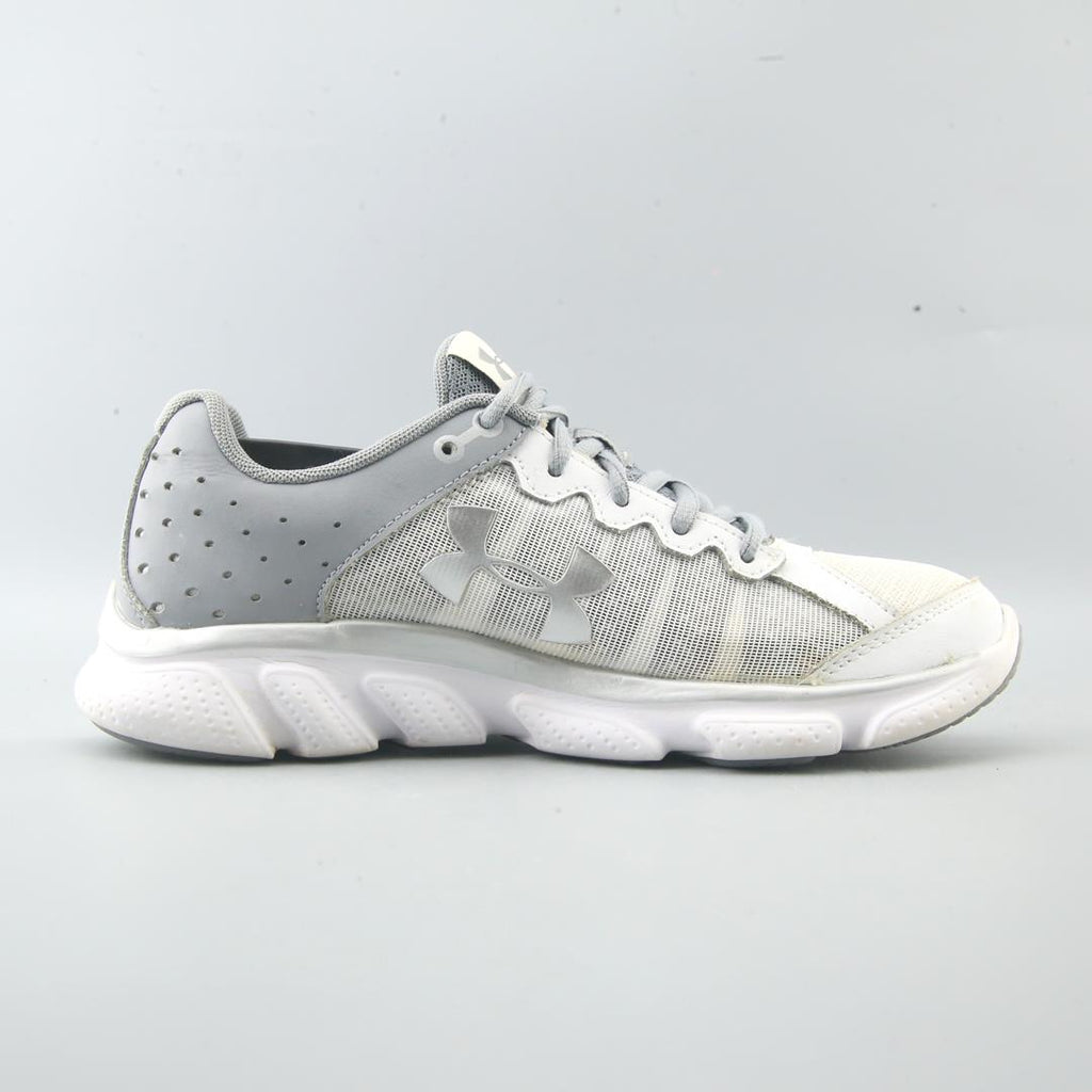 UNDER ARMOUR CHARGED ASSERT 6