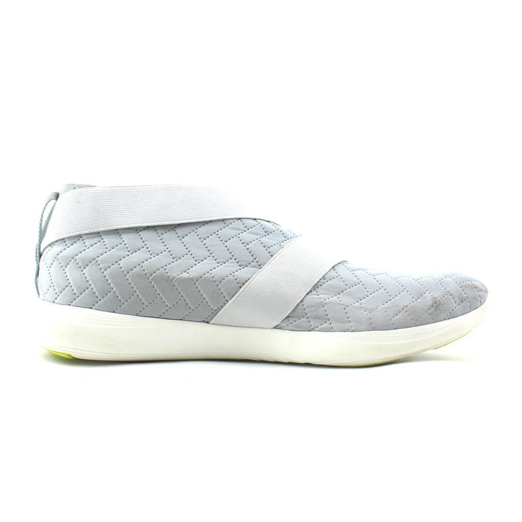 UNDER ARMOUR   STREET PRECISION
