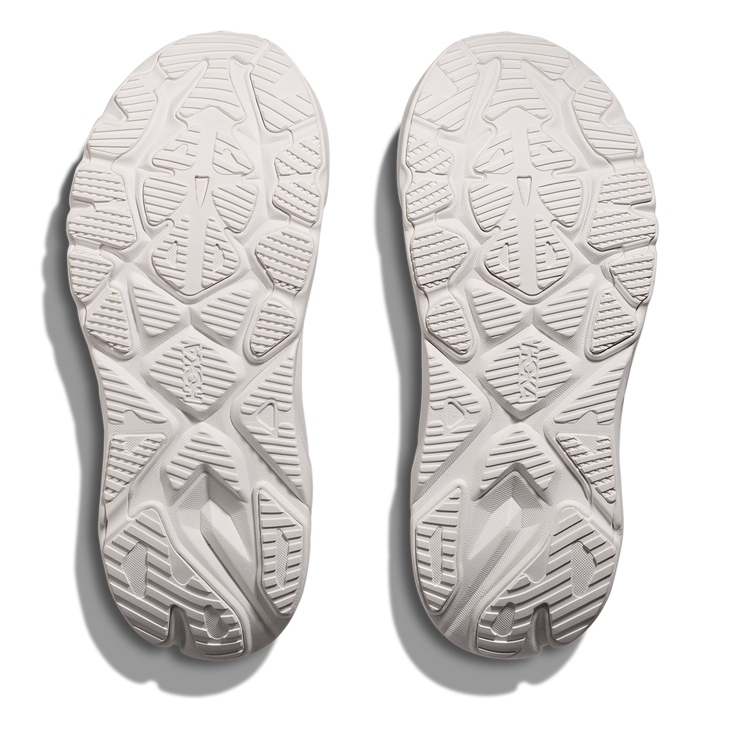 Hoka Arahi 8