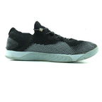 UNDER ARMOUR  TRIBASE REIGN 3
