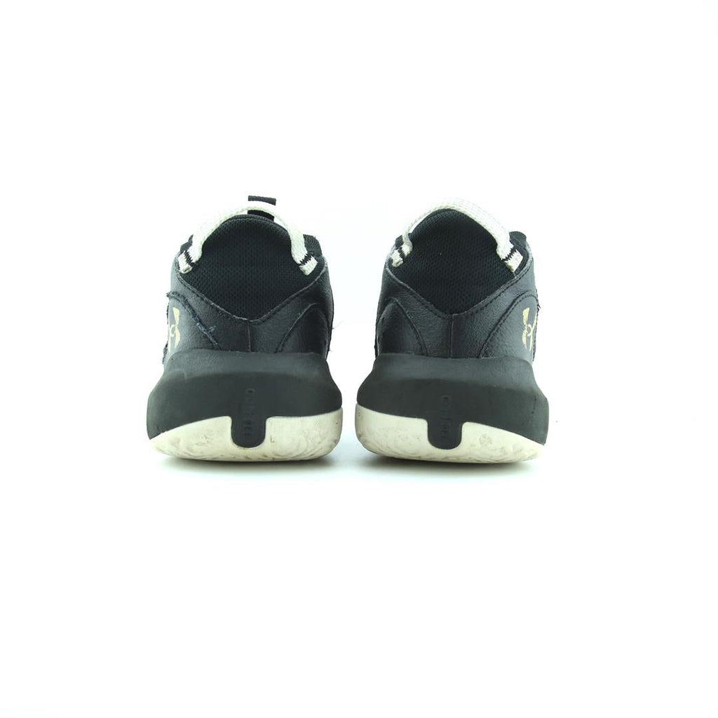 UNDER ARMOUR LOCKDOWN 6