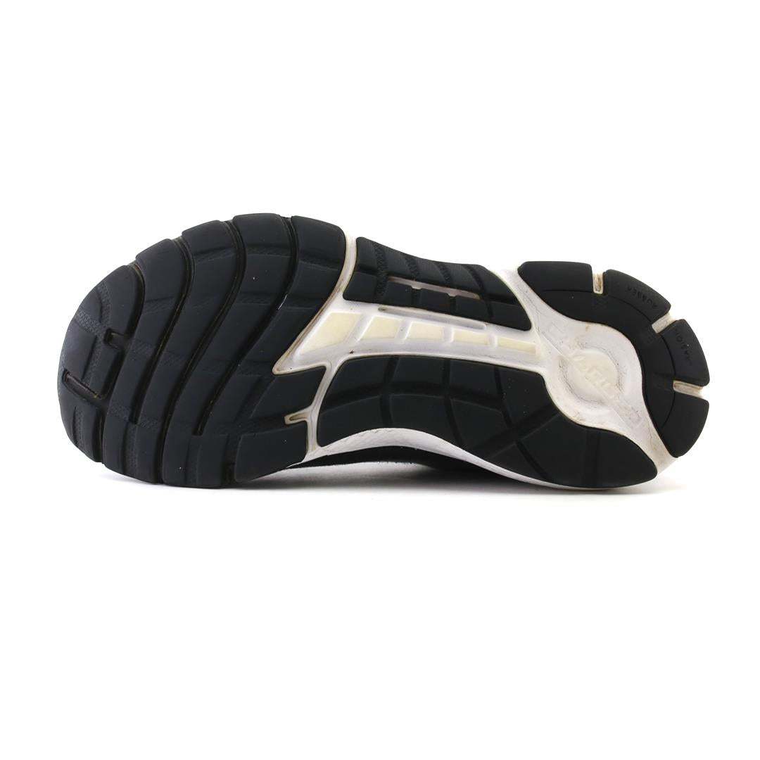 UNDER ARMOUR CHARGED ESCAPE 3