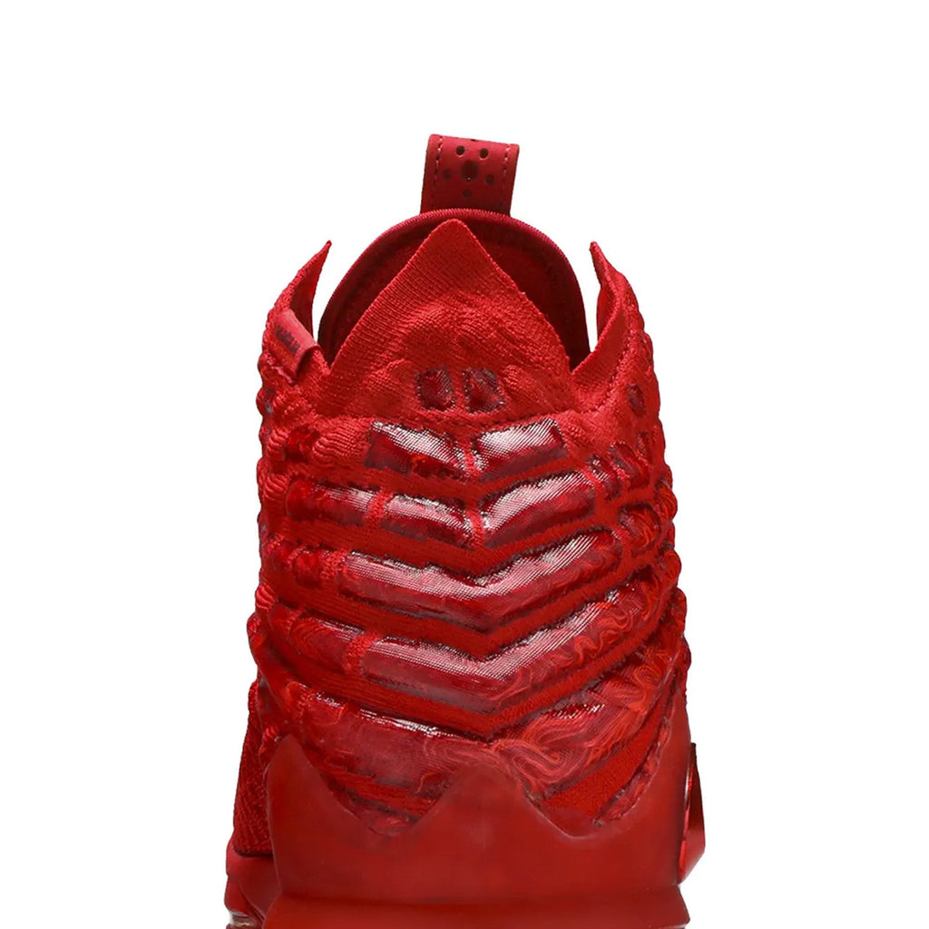 Nike LeBron 17 'Red Carpet' (2019)