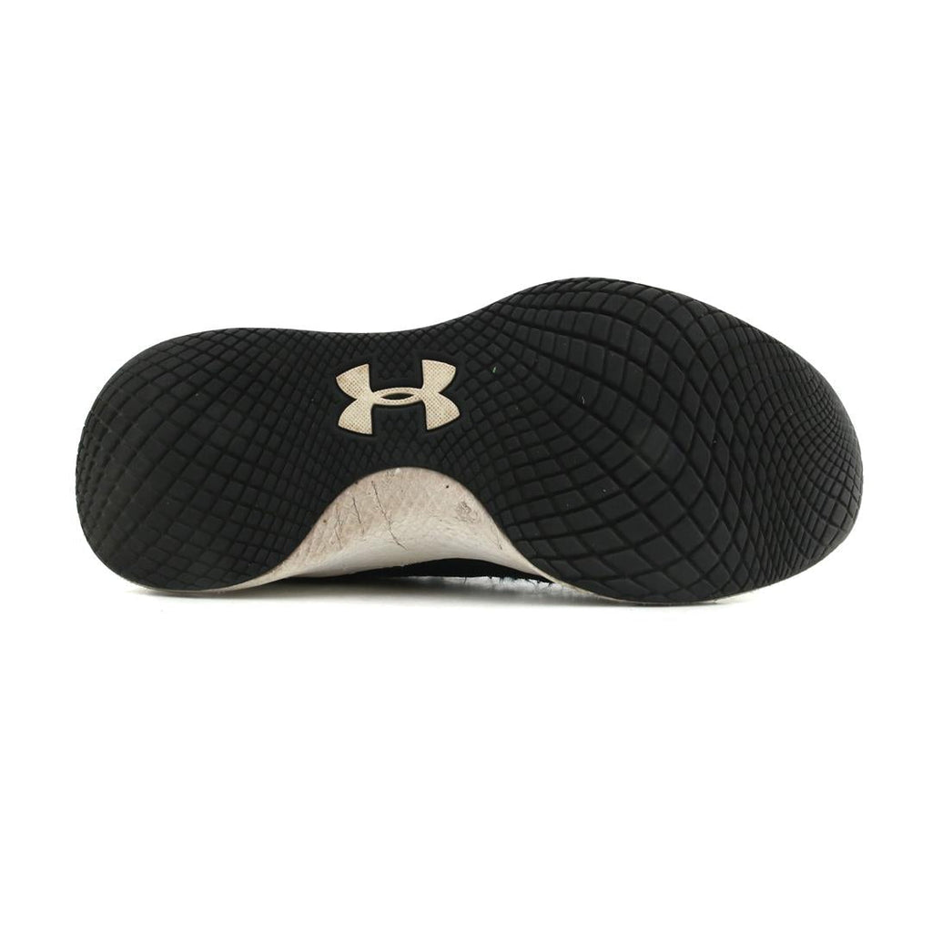 UNDER ARMOUR CHARGED BREATHE 3