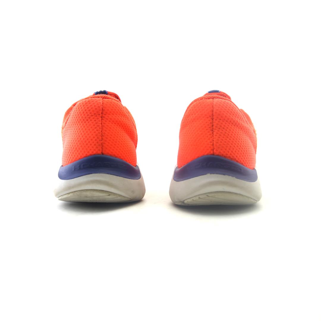 UNDER ARMOUR  CHARGED PURSUIT