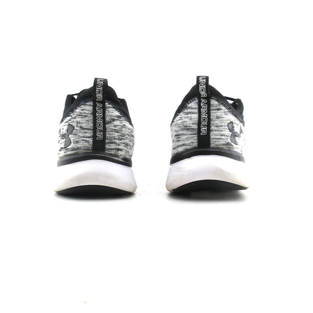 UNDER ARMOUR LIGHTNING 2