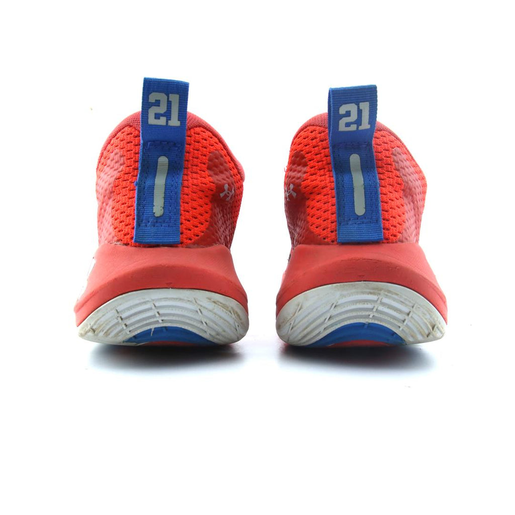 UNDER ARMOUR EMBIID ONE