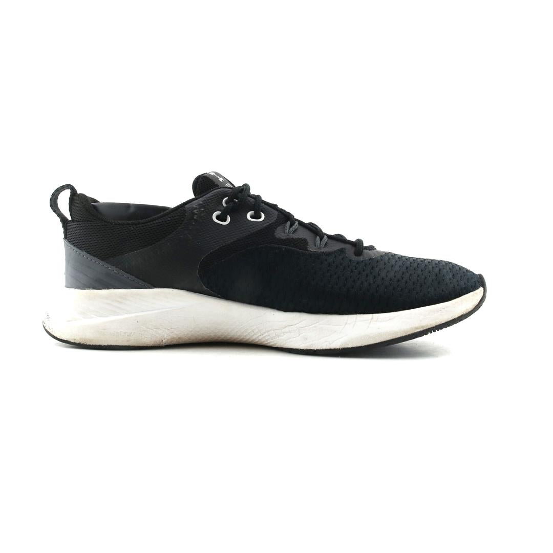 UNDER ARMOUR CHARGED BREATHE 3