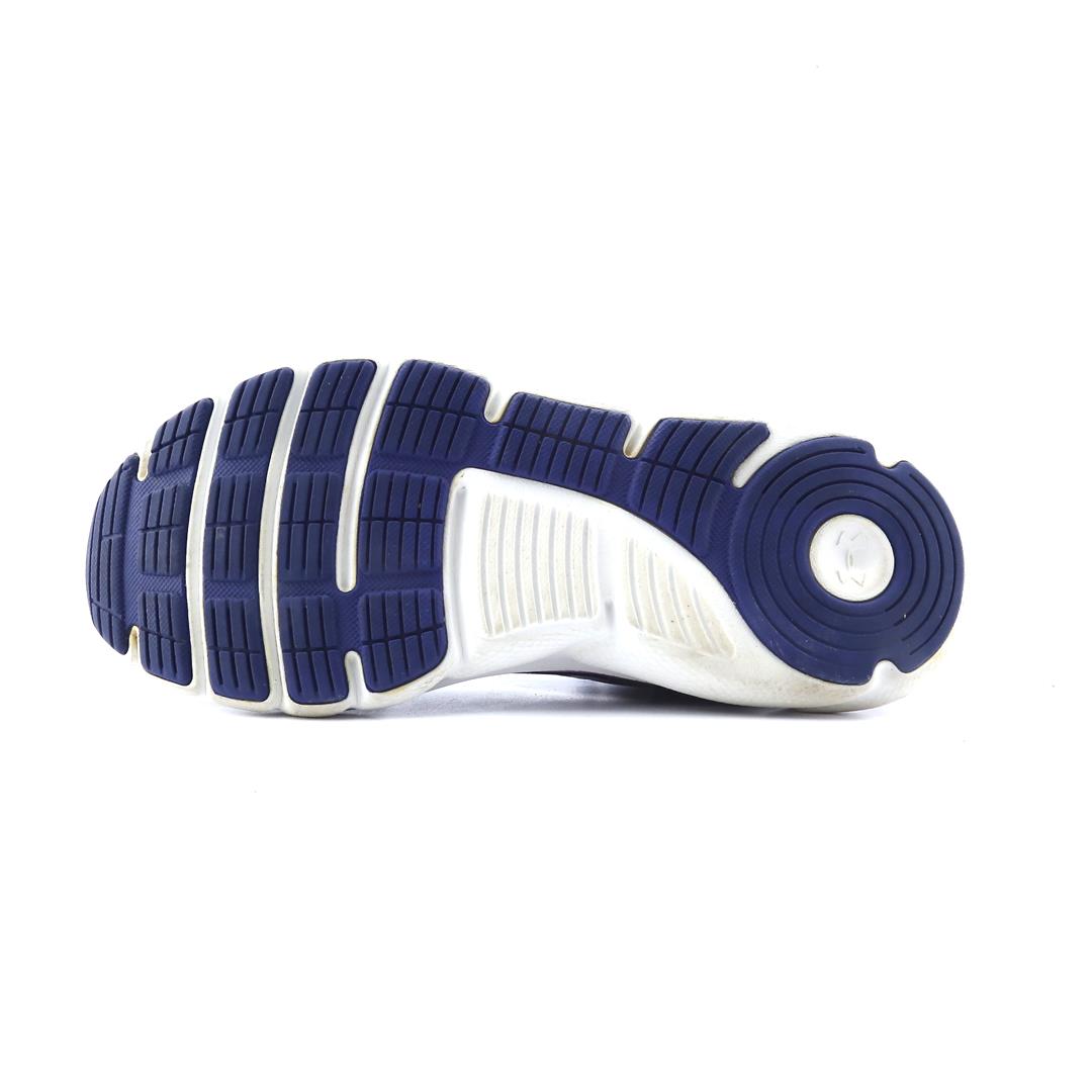UNDER ARMOUR CHARGED ASSERT 8