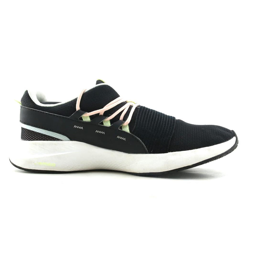 UNDER ARMOUR CHARGED BREATHE