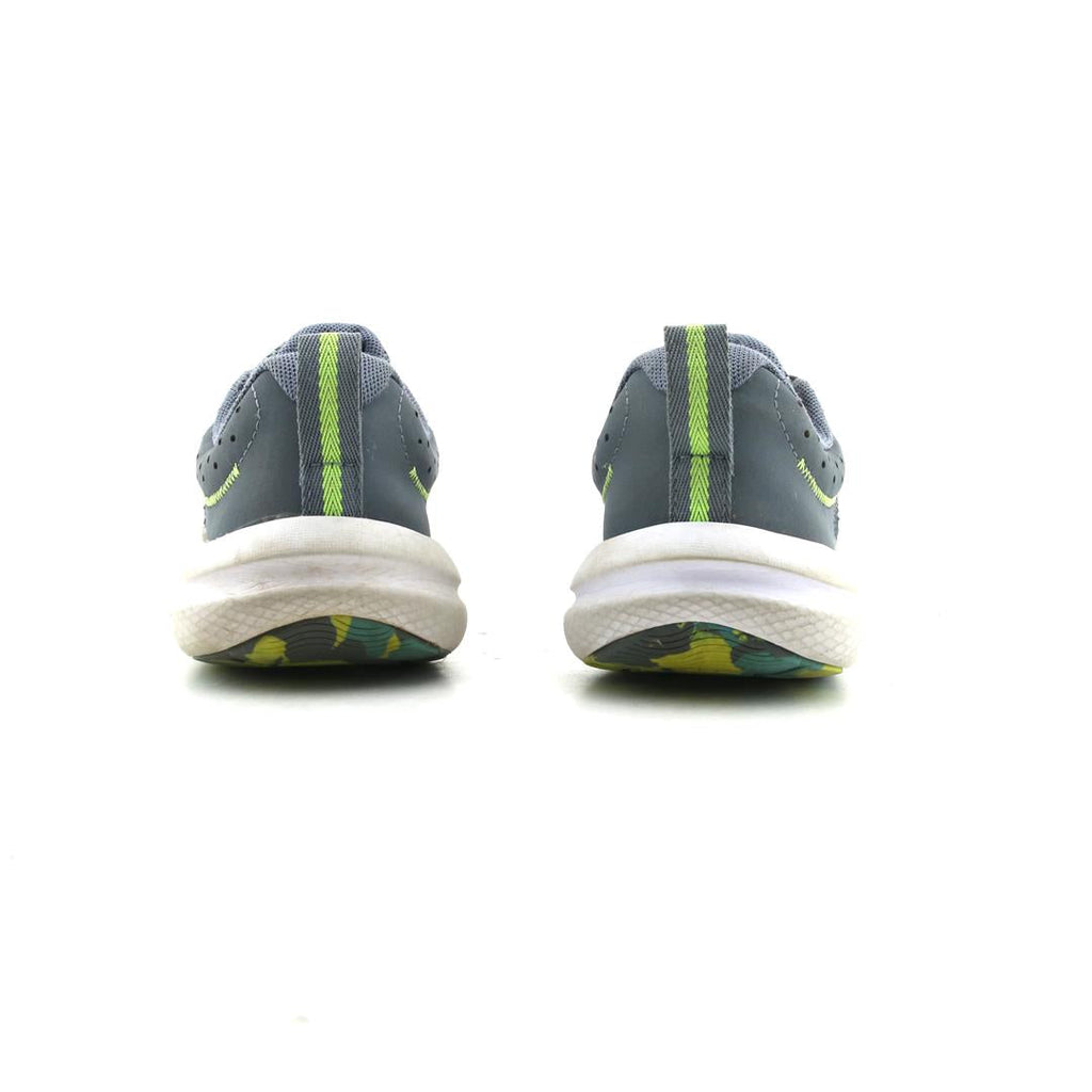 UNDER ARMOUR CHARGED ASSERT 10