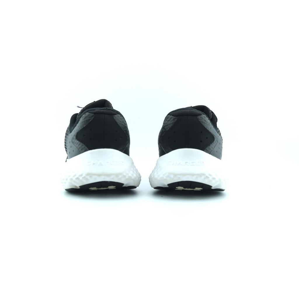 UNDER ARMOUR CHARGED ROGUE 3