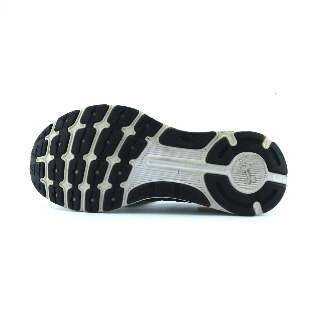 UNDER ARMOUR BANDIT 3