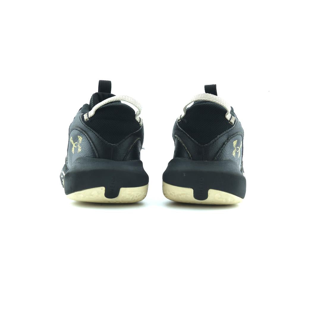 UNDER ARMOUR LOCKDOWN 6