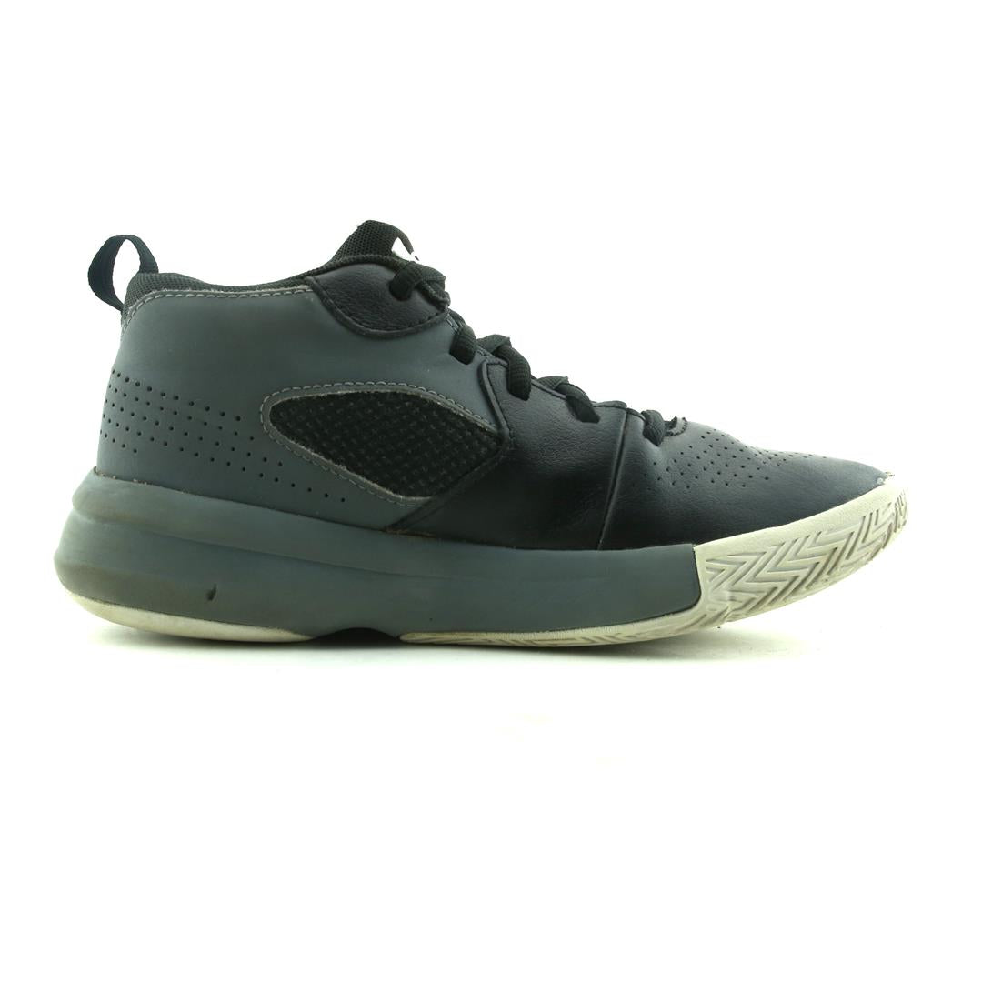 UNDER ARMOUR GS LOCKDOWN 5