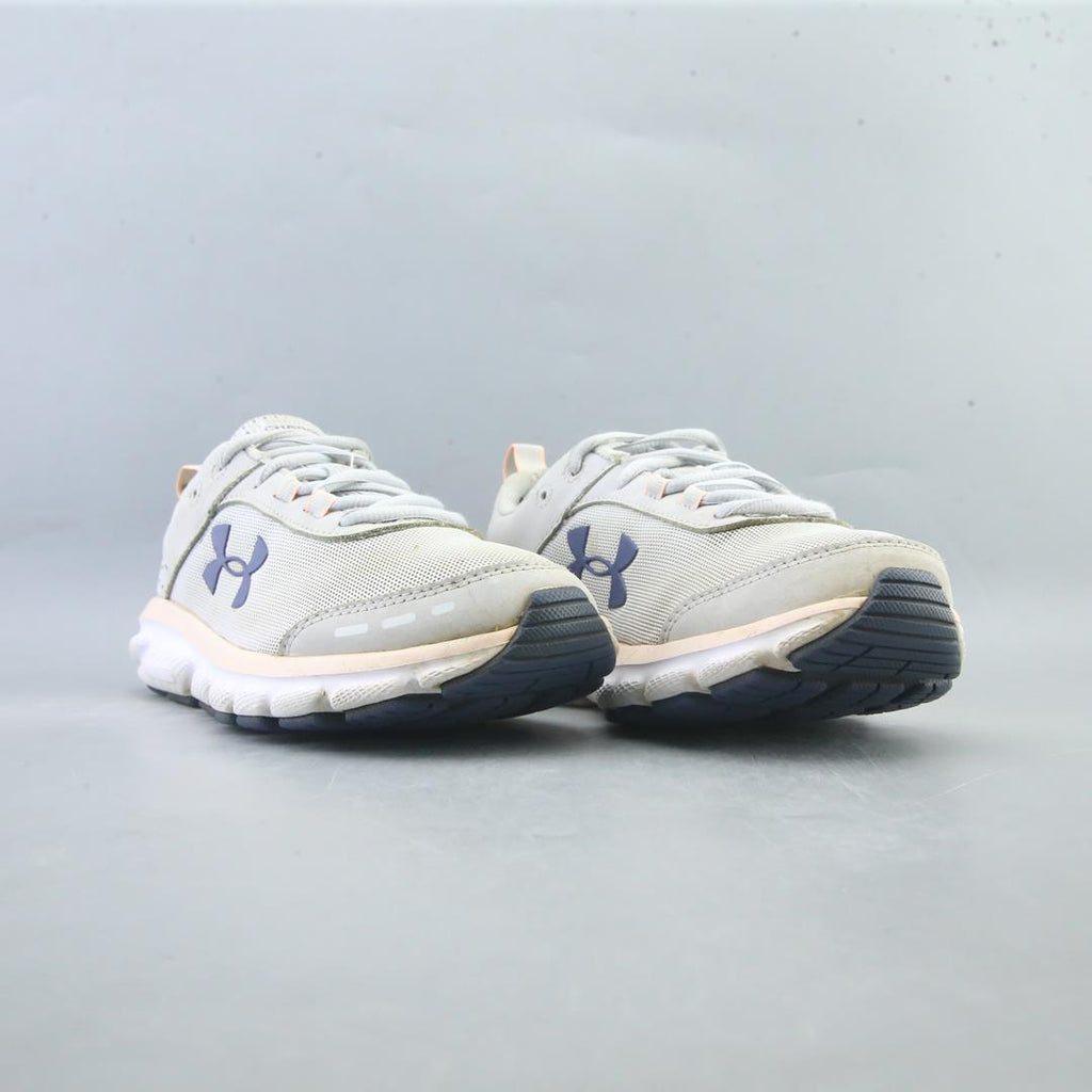 UNDER ARMOUR CHARGED ASSERT 8