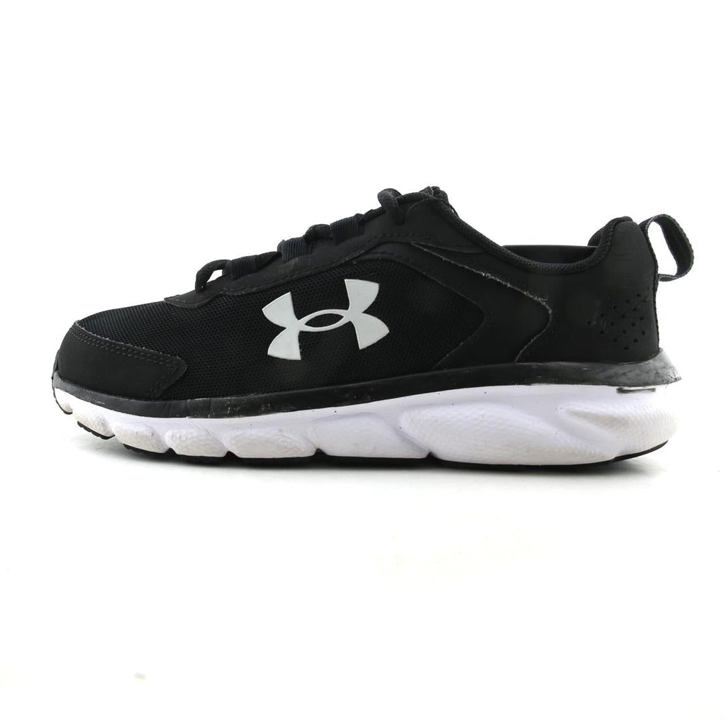 UNDER ARMOUR ASSERT 9