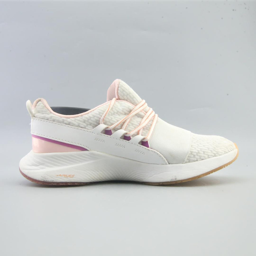UNDER ARMOUR CHARGED BREATHE
