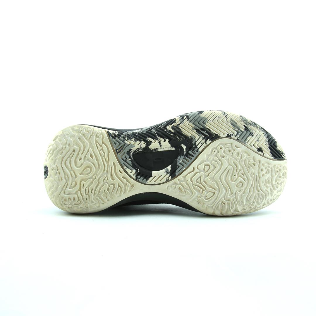 UNDER ARMOUR LOCKDOWN 6 GS
