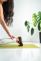 Women's YOGA Socks - Red Blue Brown