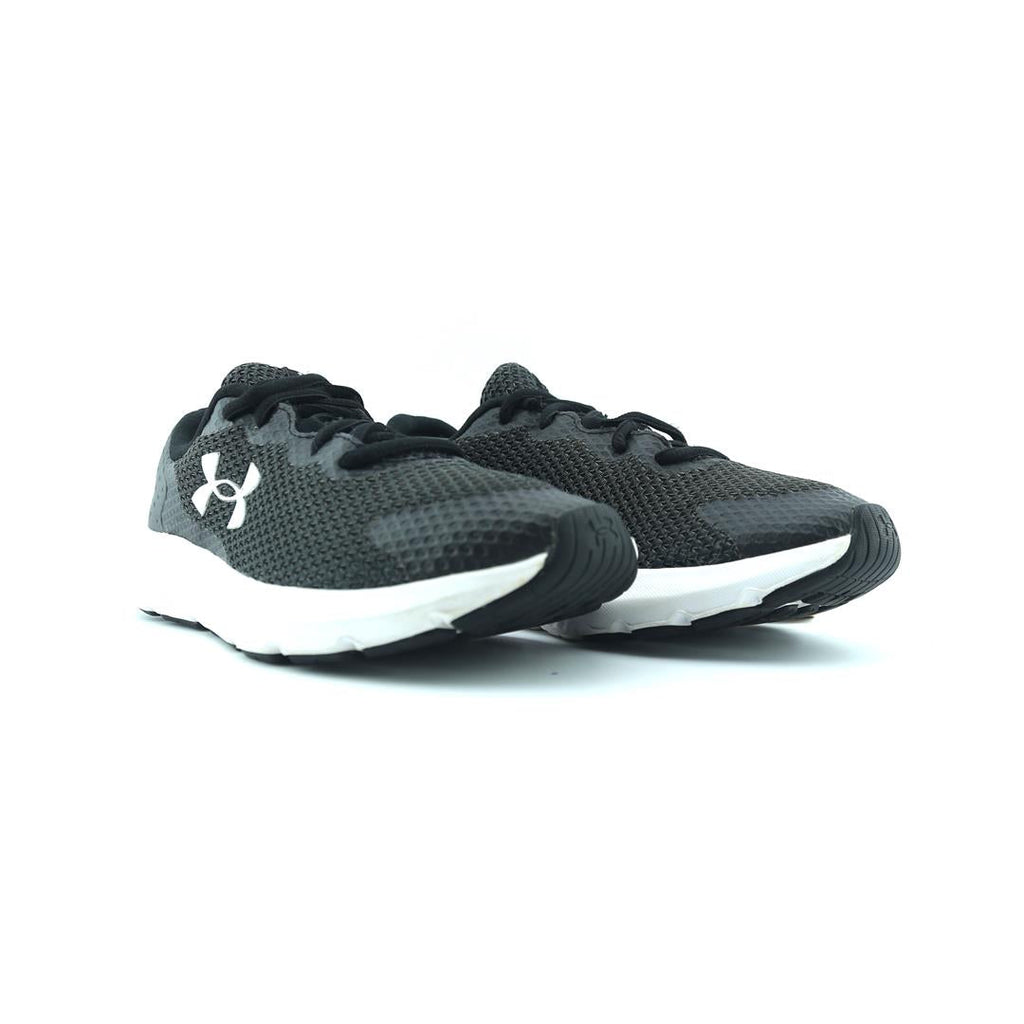 UNDER ARMOUR CHARGED ROGUE 3