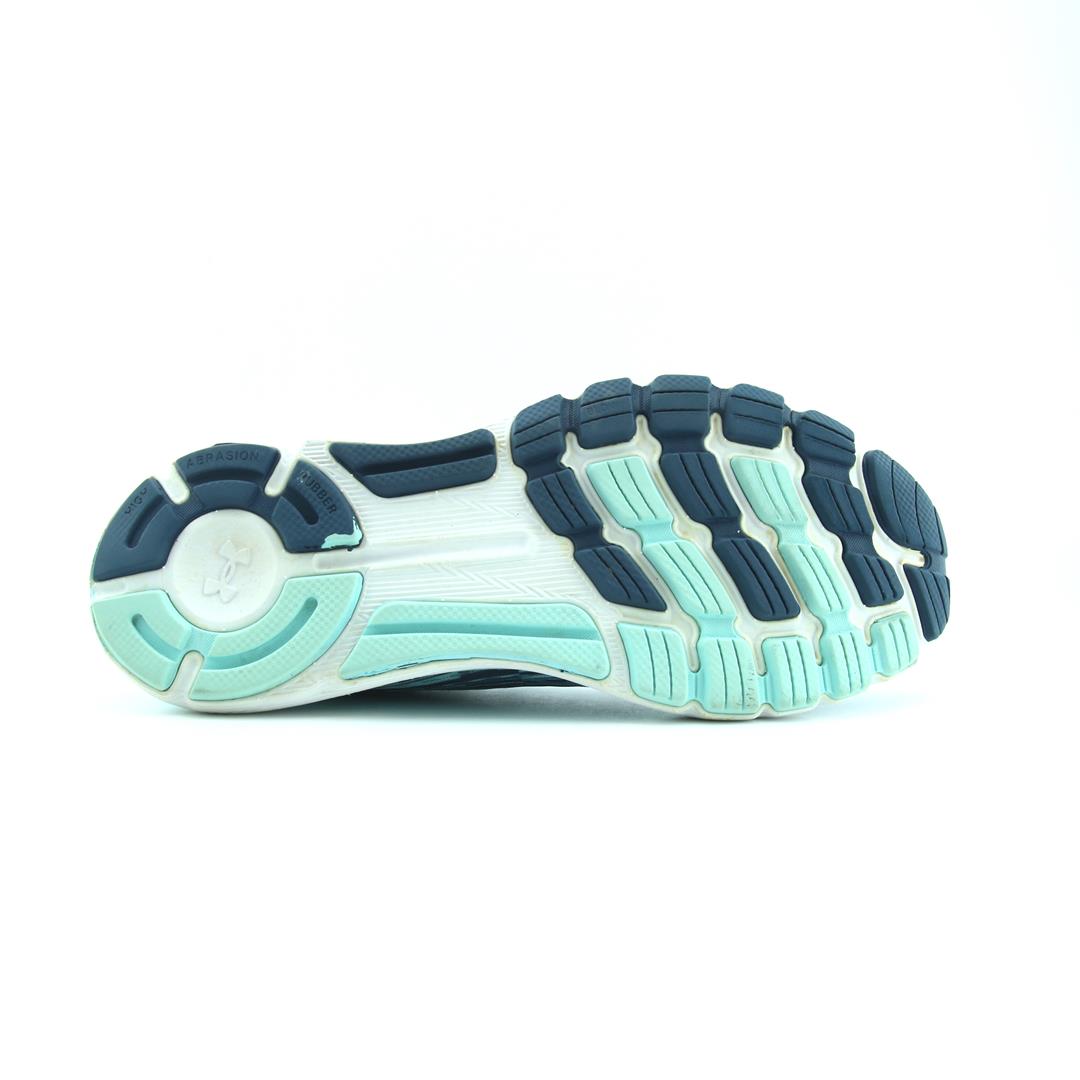 UNDER ARMOUR  SPEEDFORM VELOCITI