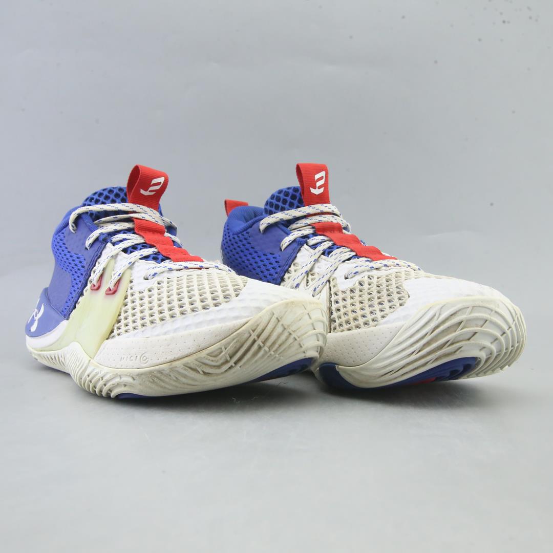 UNDER ARMOUR EMBIID 1