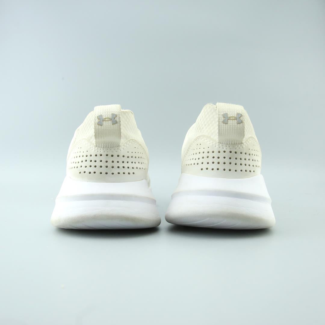UNDER ARMOUR ESSENTIAL