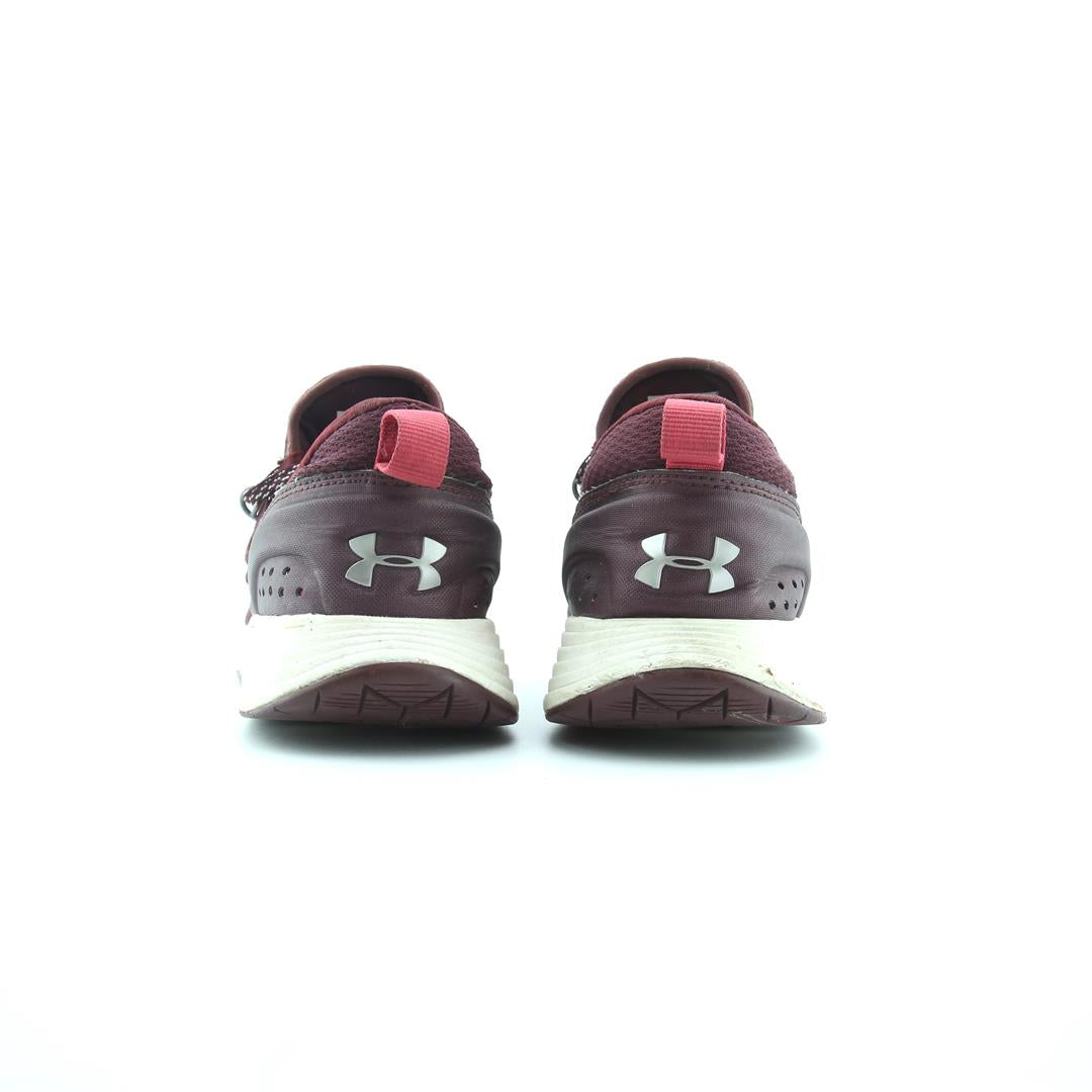 UNDER ARMOUR BREATHE TARINER