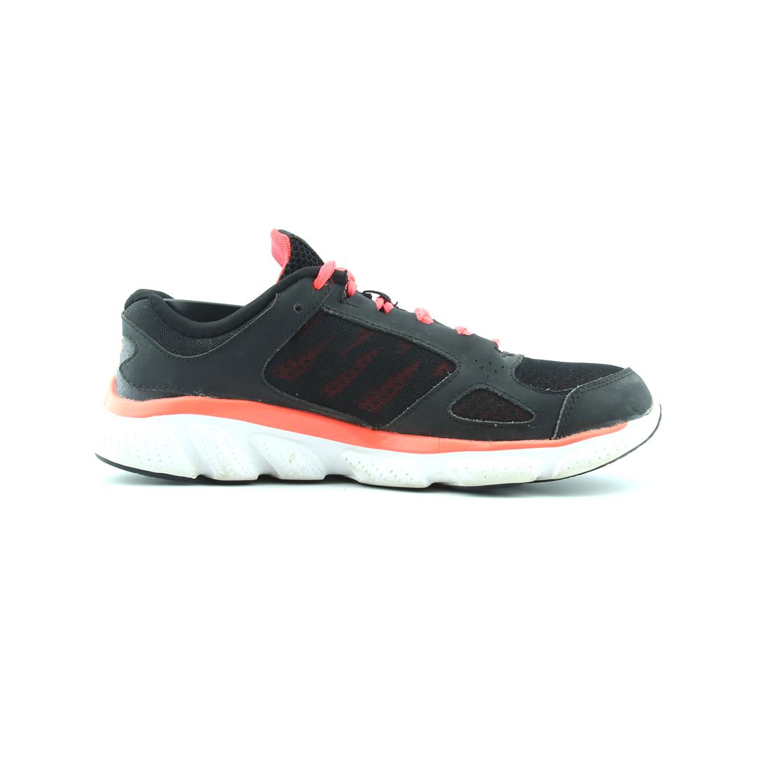 UNDER ARMOUR MICRO G ASSERT 5