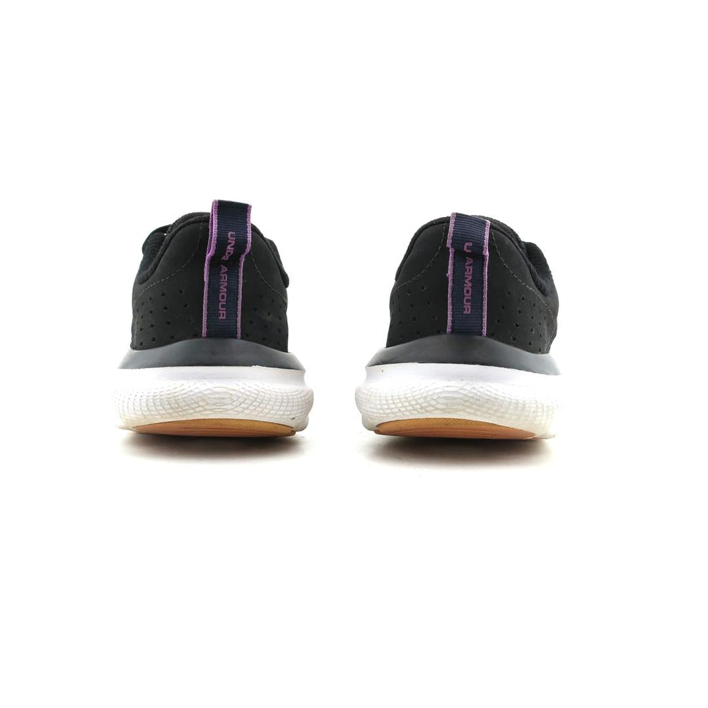 UNDER ARMOUR CHARGED ASSERT 8