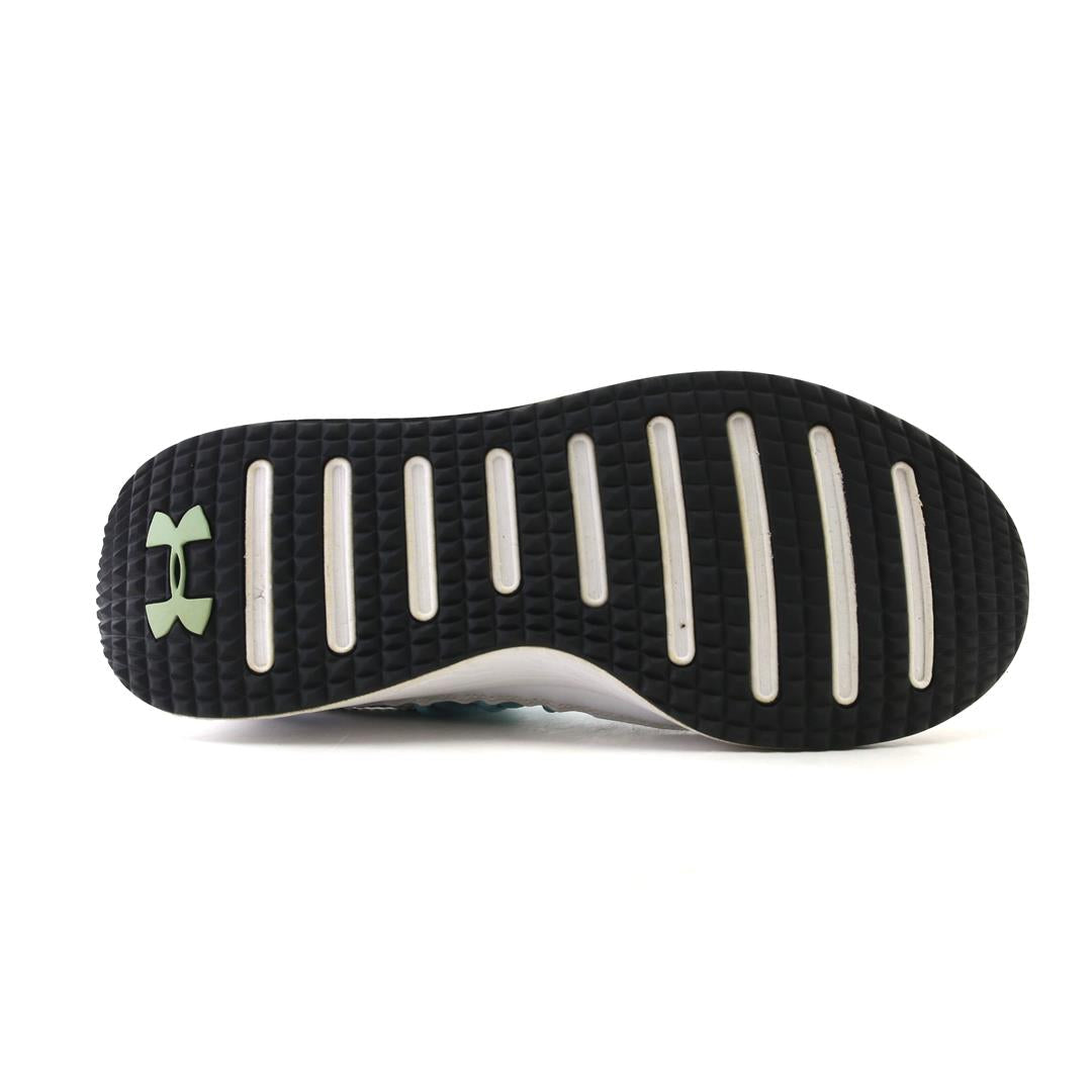 UNDER ARMOUR  CHARGED PURSUIT 3