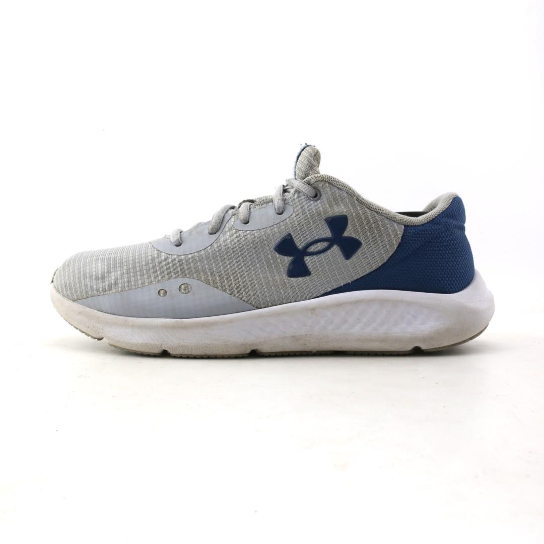 UNDER ARMOUR CHARGED PURSUIT 3