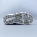UNDER ARMOUR ASSERT 10