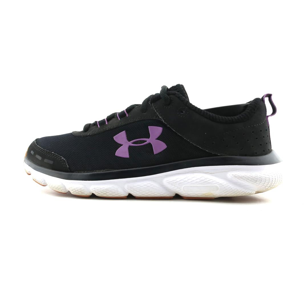 UNDER ARMOUR CHARGED ASSERT 8