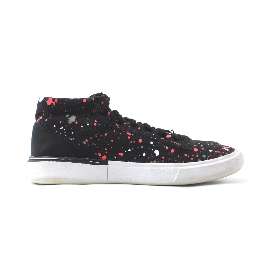 UNDER ARMOUR  KICKIT2