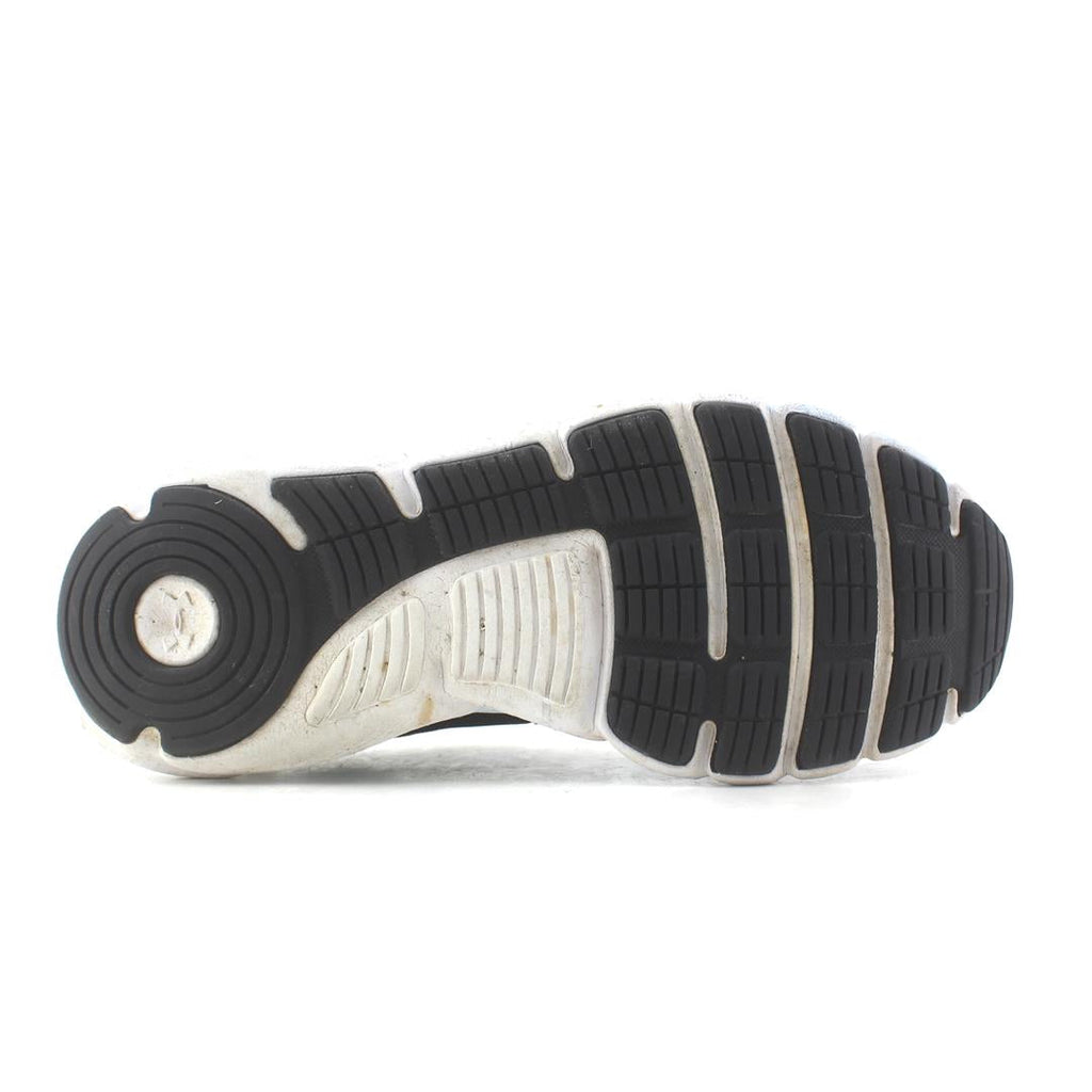 UNDER ARMOUR  CHARGED ASSERT 9