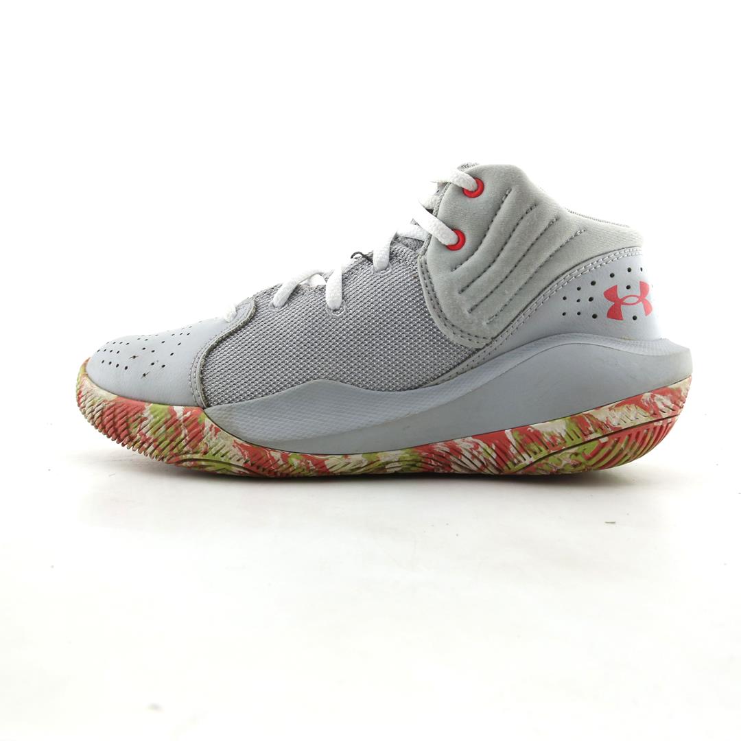 UNDER ARMOUR JET '21