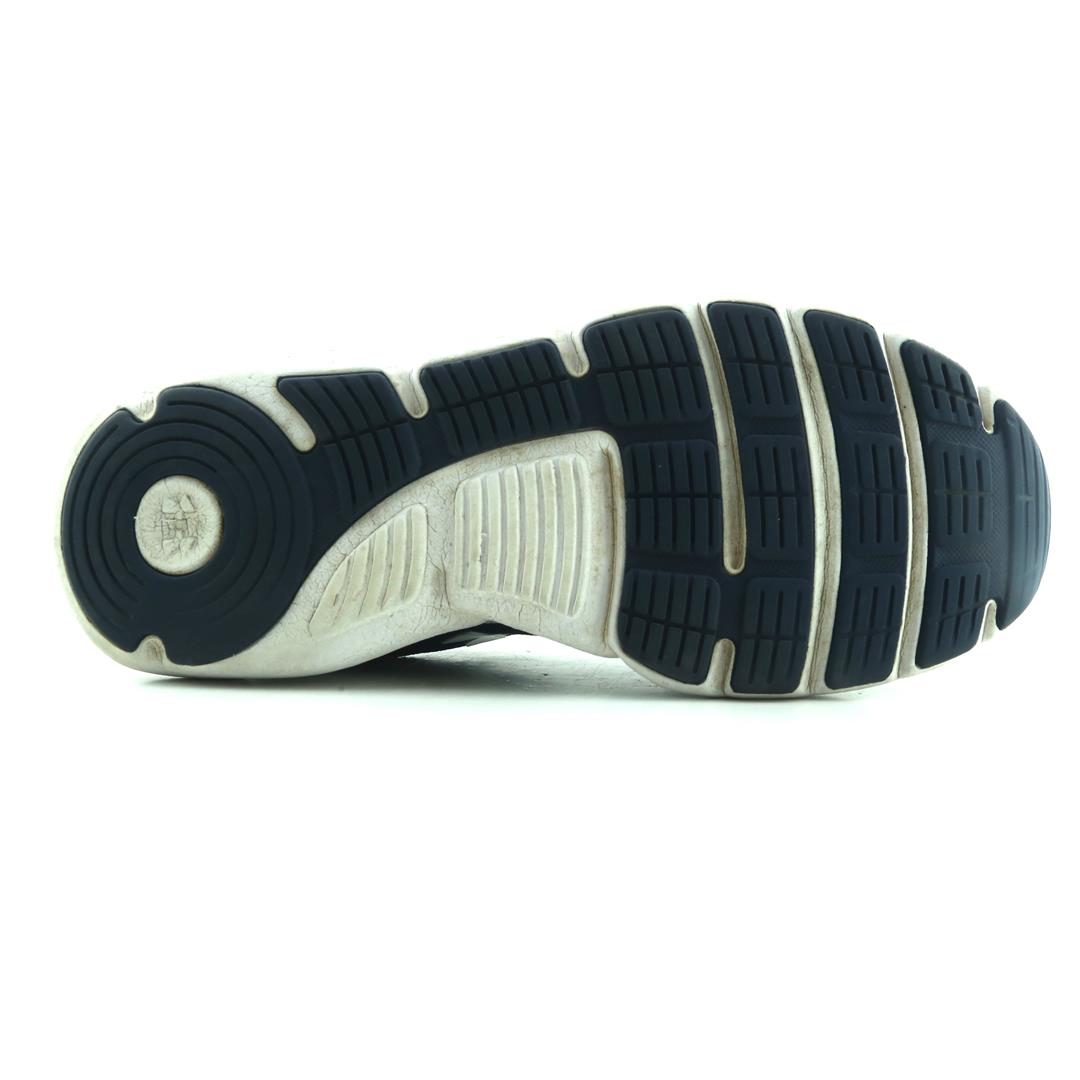 UNDER ARMOUR CHARGED ASSERT 9