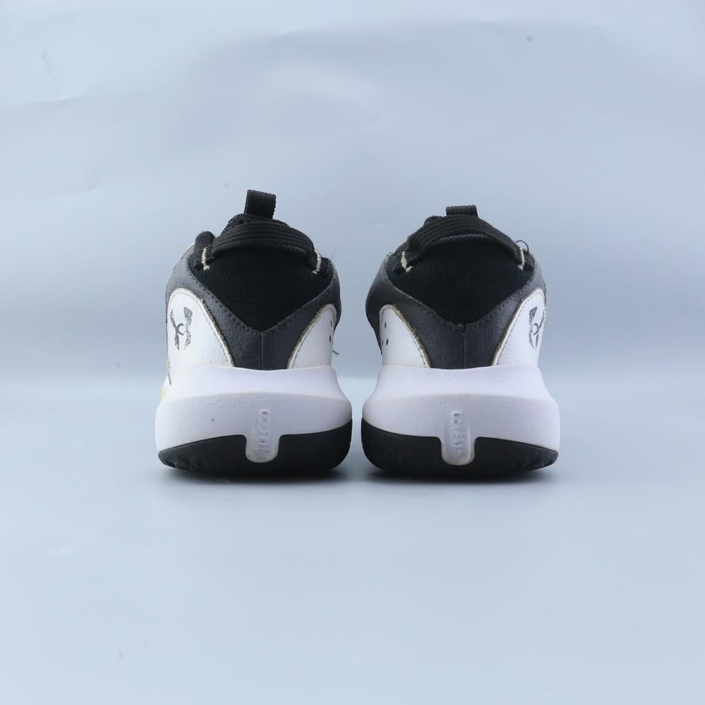 UNDER ARMOUR LOCKDOWN 6