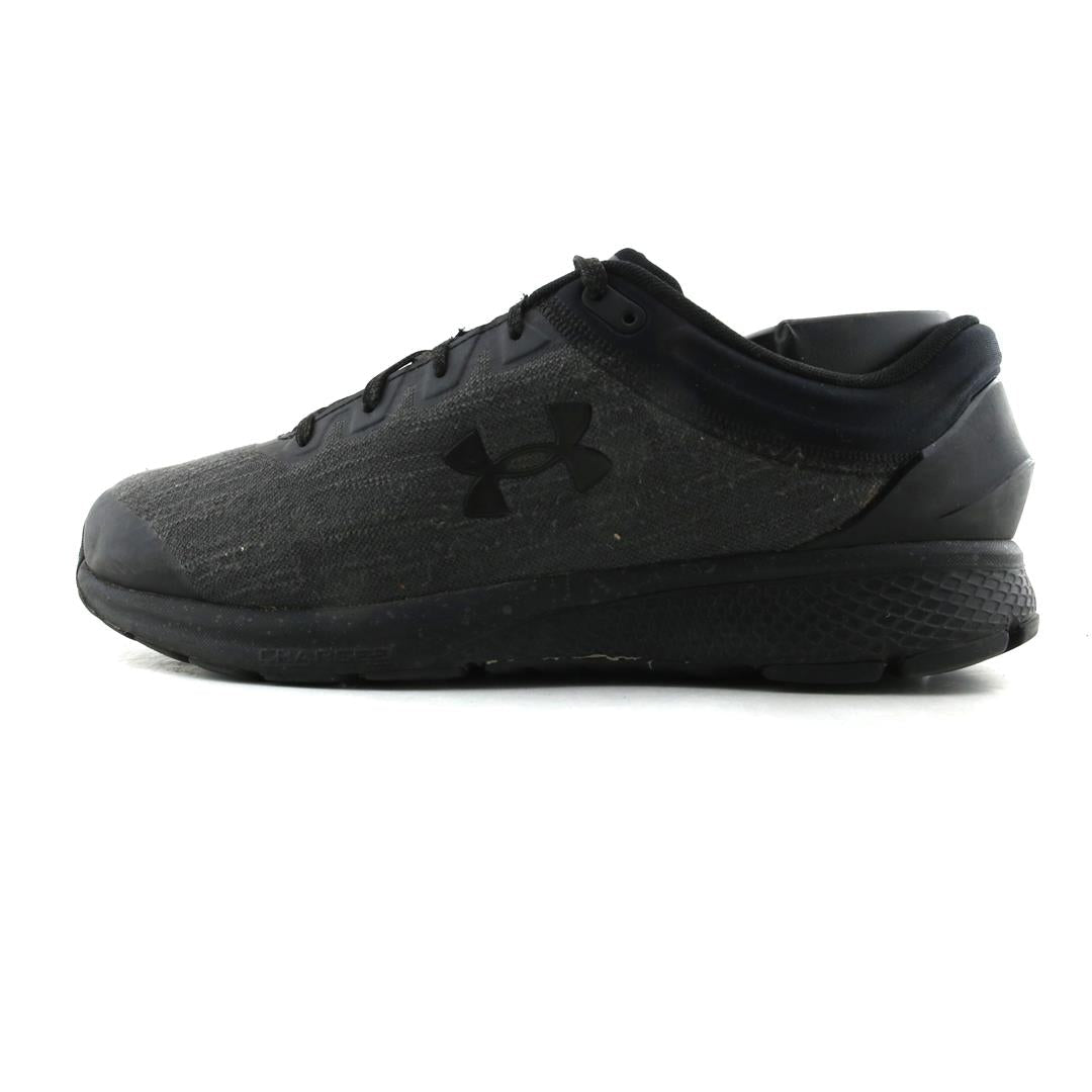 UNDER ARMOUR  CHARGED ESCAPE 3